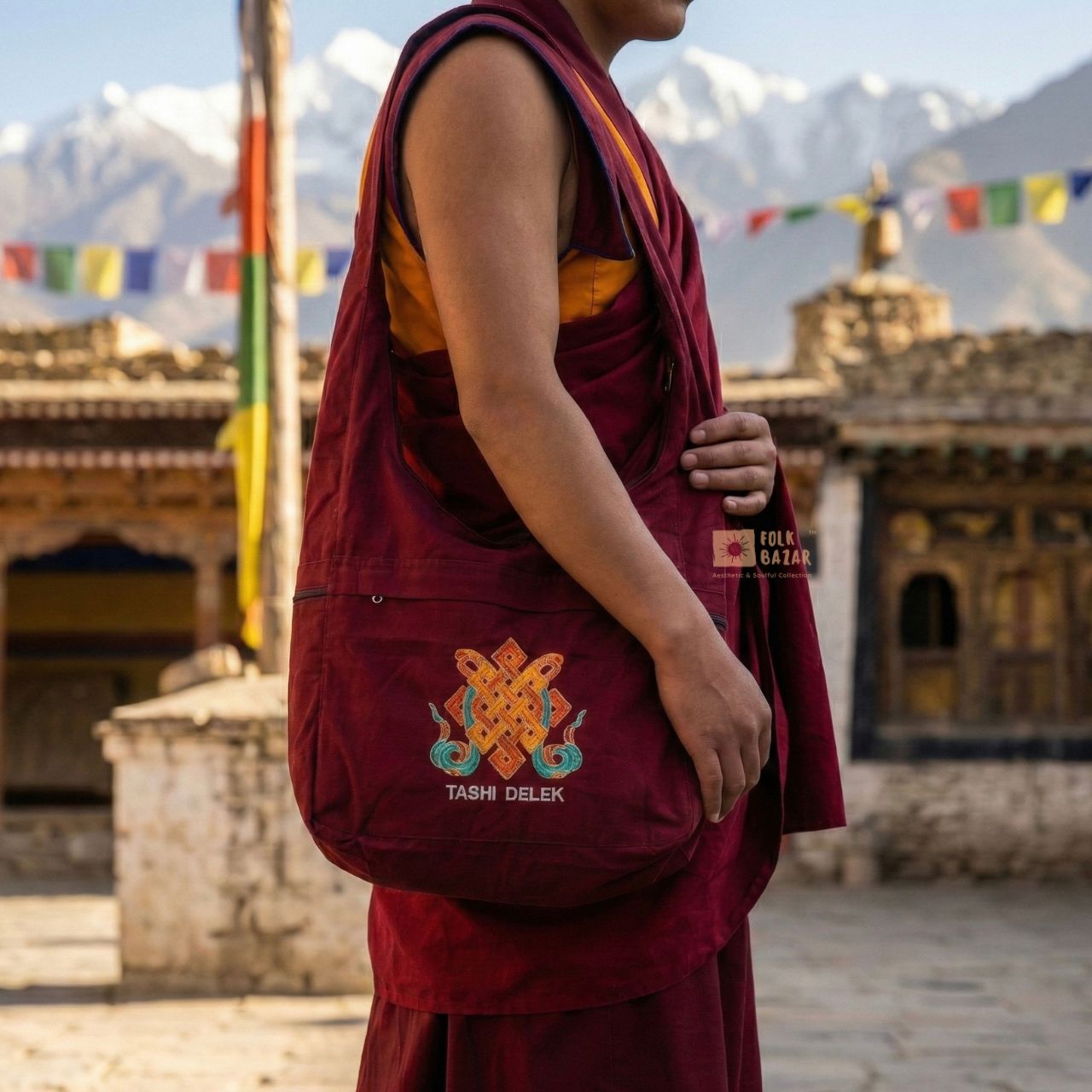 Jhola for Lama, Monk