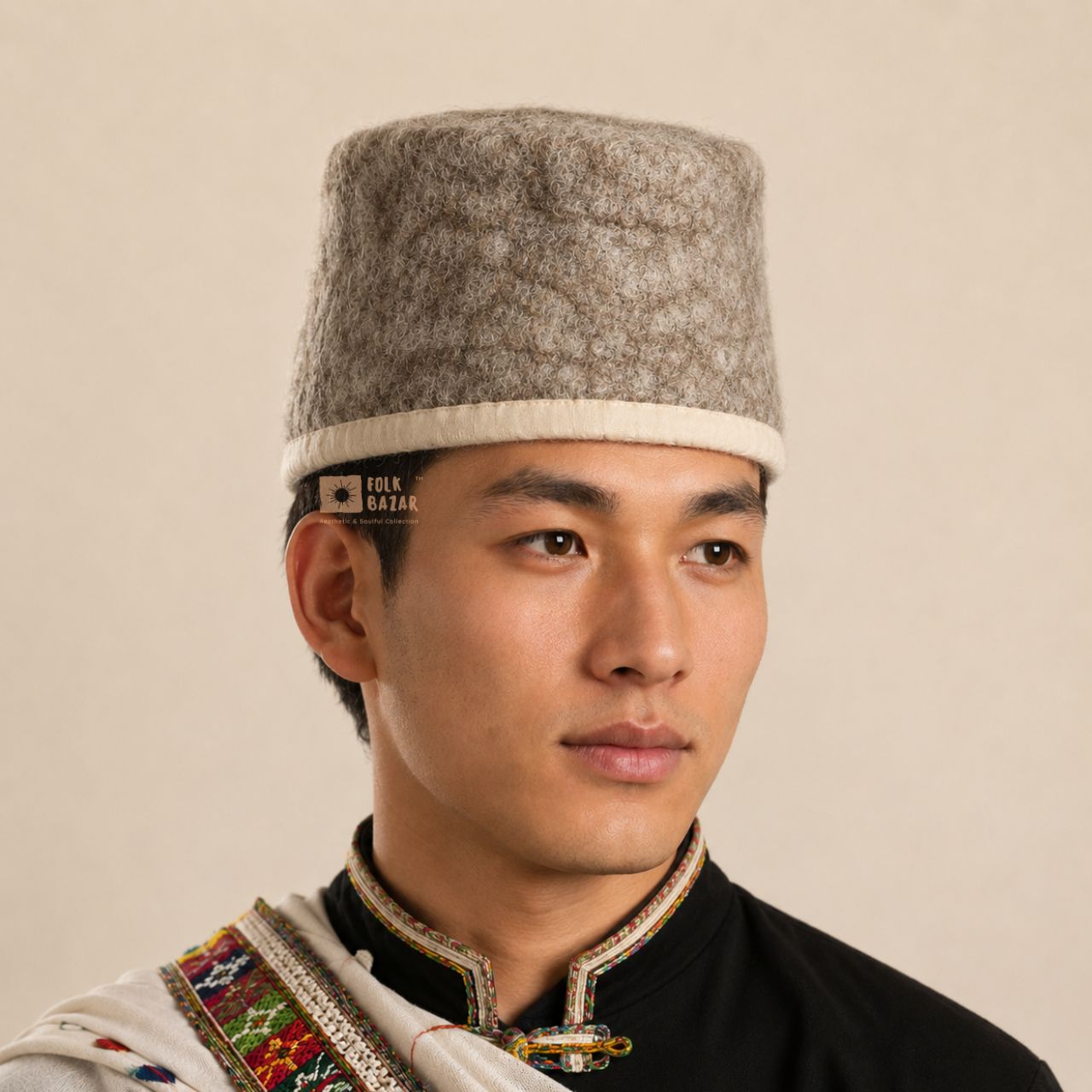 Men Gurung Topi