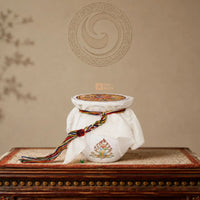 Lubum (Vase of Longevity)