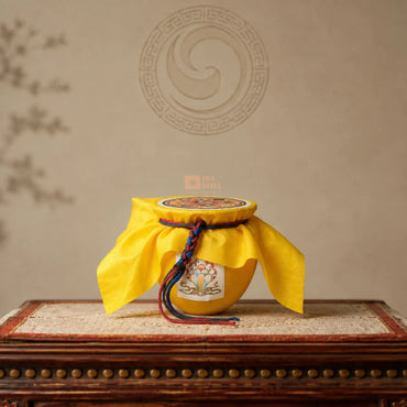 Sabum (Vase of Protection)