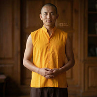 Tobung for Lama, Monk