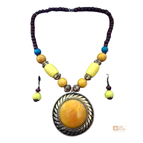 Necklace with earings