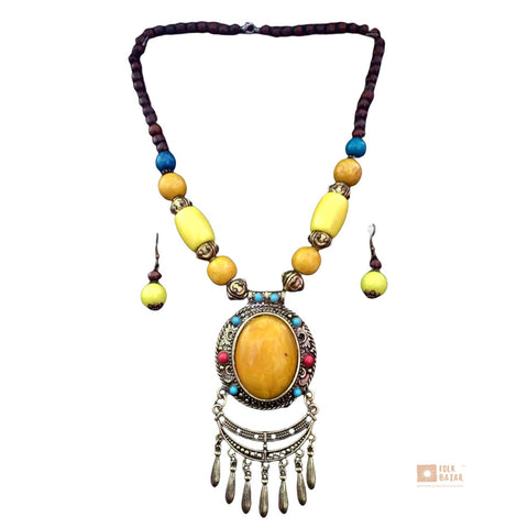 Necklace with earings